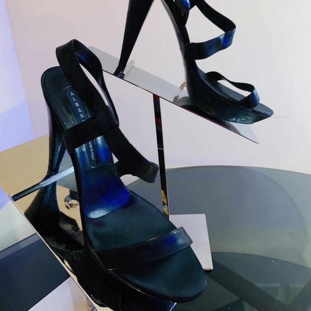S60- 💰SALE💰Albano made in Italy Black Sandals size 41